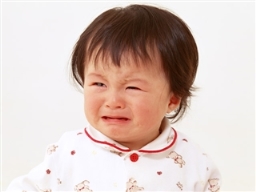 1歳〜2歳の夜泣き。添い乳が関係?その対策は?